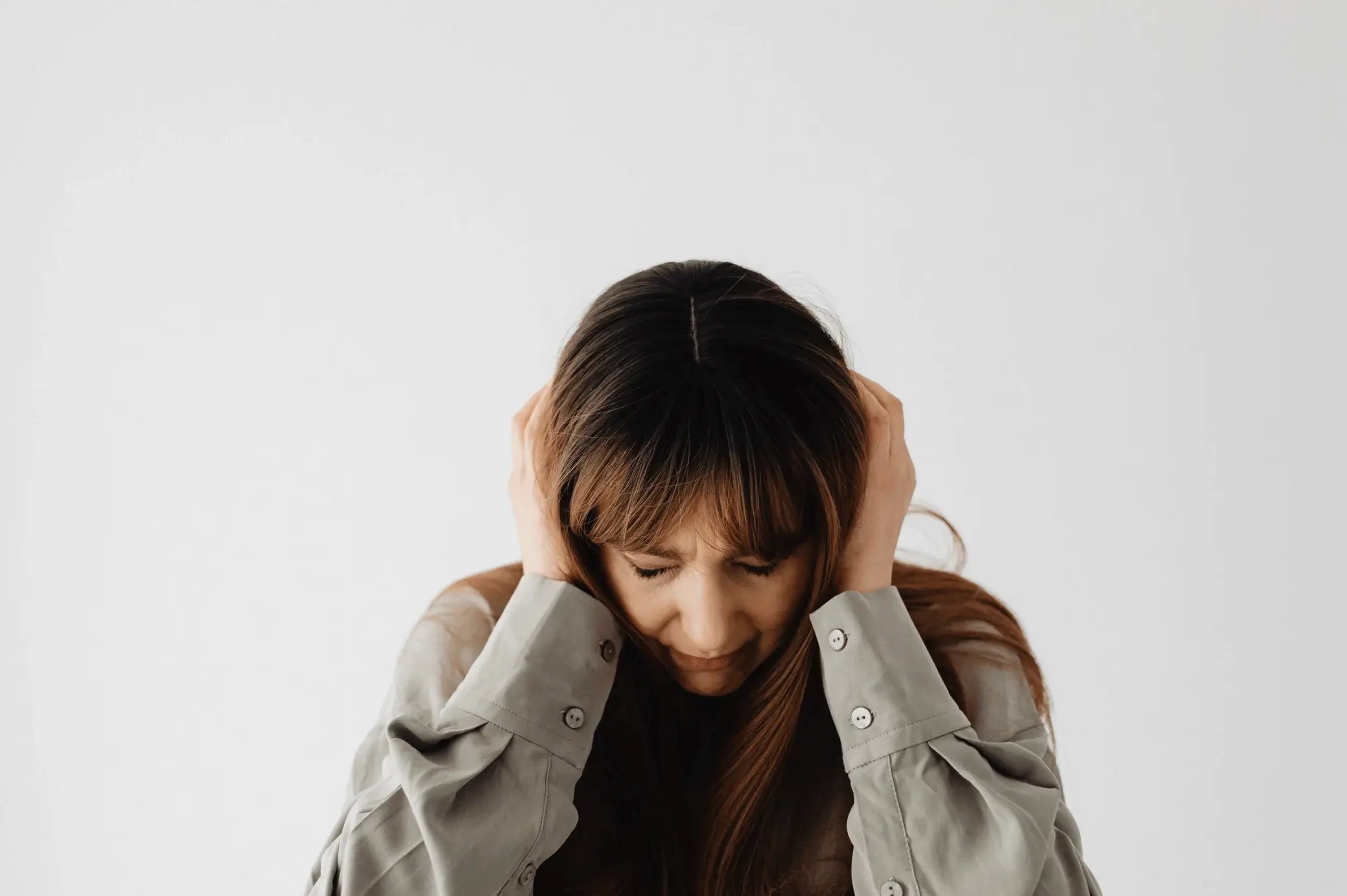 anxiété-chronique anxiété persistante et trauma : femme en souffrance